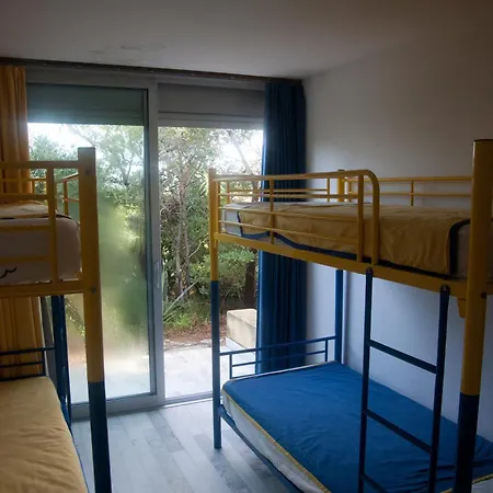 Holiday home Les Pieds Dans L'eau