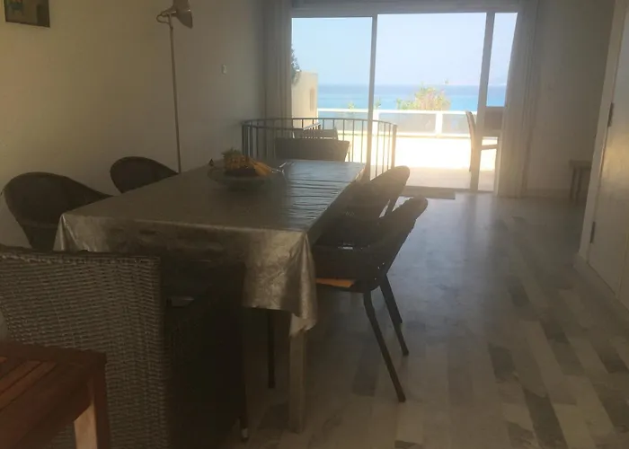 Vakantiehuis Les Pieds Dans L'eau